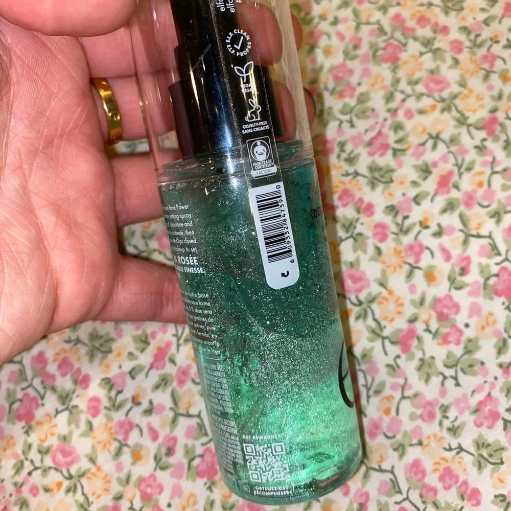 ELF Power Grip Dewy Setting Spray - Teal with Silver Shimmer